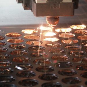 חיתוך בלייזר