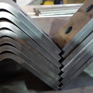 חיתוך וכיפוף פח